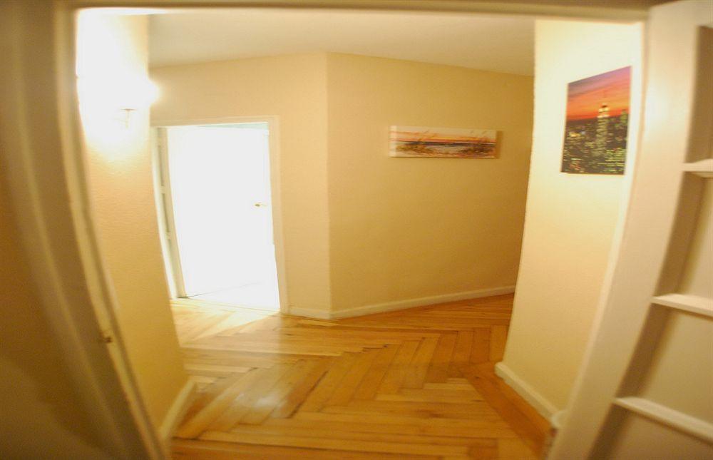 Apartamentos Aqui Me Quedo Madrid Eksteriør billede