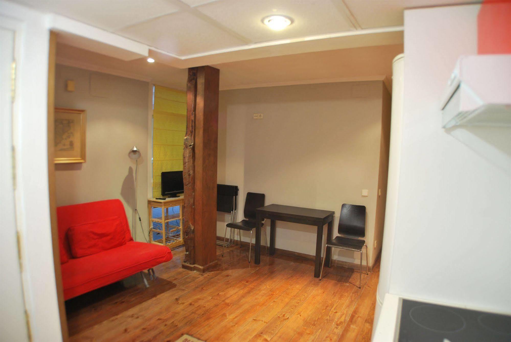 Apartamentos Aqui Me Quedo Madrid Eksteriør billede