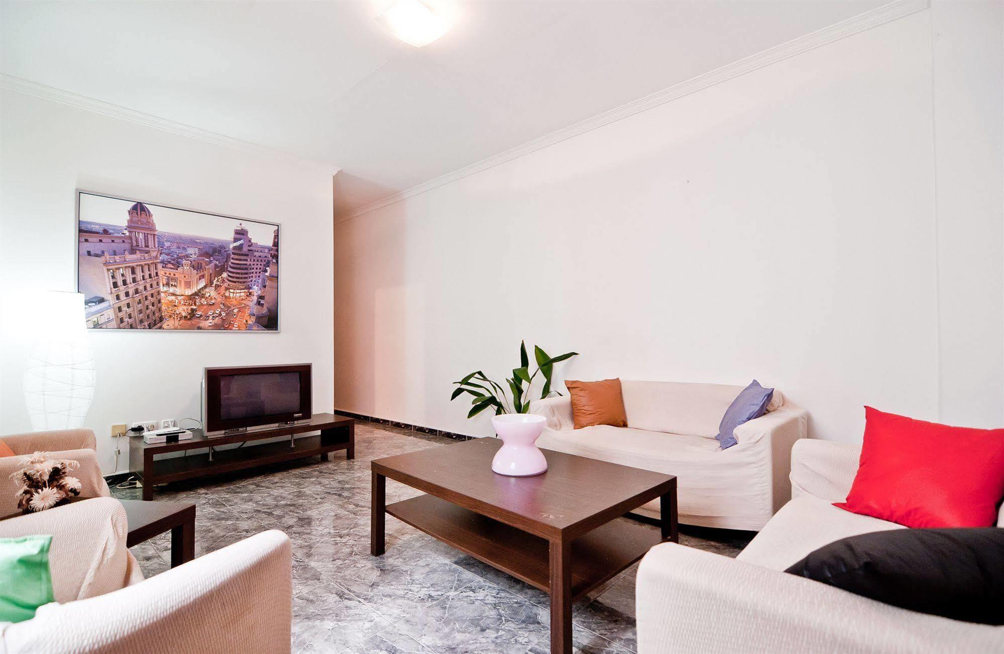 Apartamentos Aqui Me Quedo Madrid Eksteriør billede